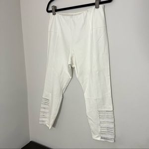 Joseph Ribkoff Lace Detailed Capri Leggings